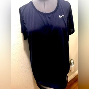 Nike dry-fit xl